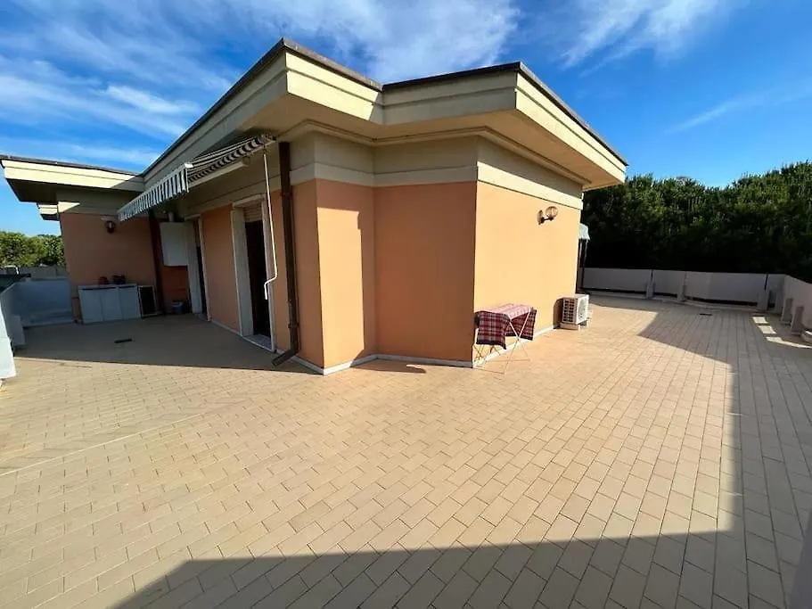 Attico La Terrazza - Marina Di Massa - Ronchi Apartman Olaszország